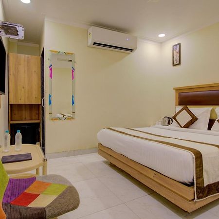 ניו דלהי Ab Hotel - Hotel Amar Itl - Street No 7 - Chuna Mandi, Pahar Ganj מראה חיצוני תמונה