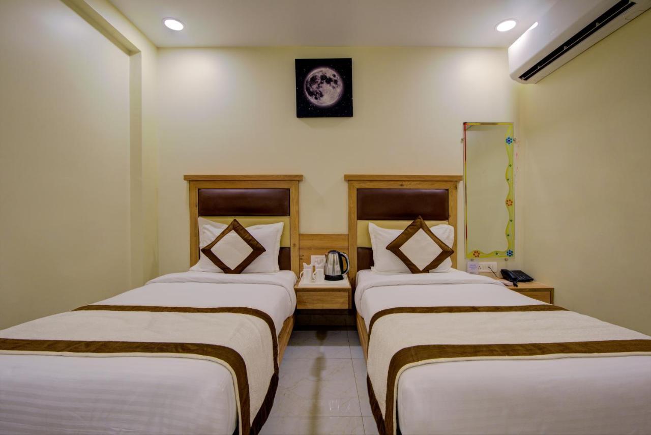 ניו דלהי Ab Hotel - Hotel Amar Itl - Street No 7 - Chuna Mandi, Pahar Ganj מראה חיצוני תמונה